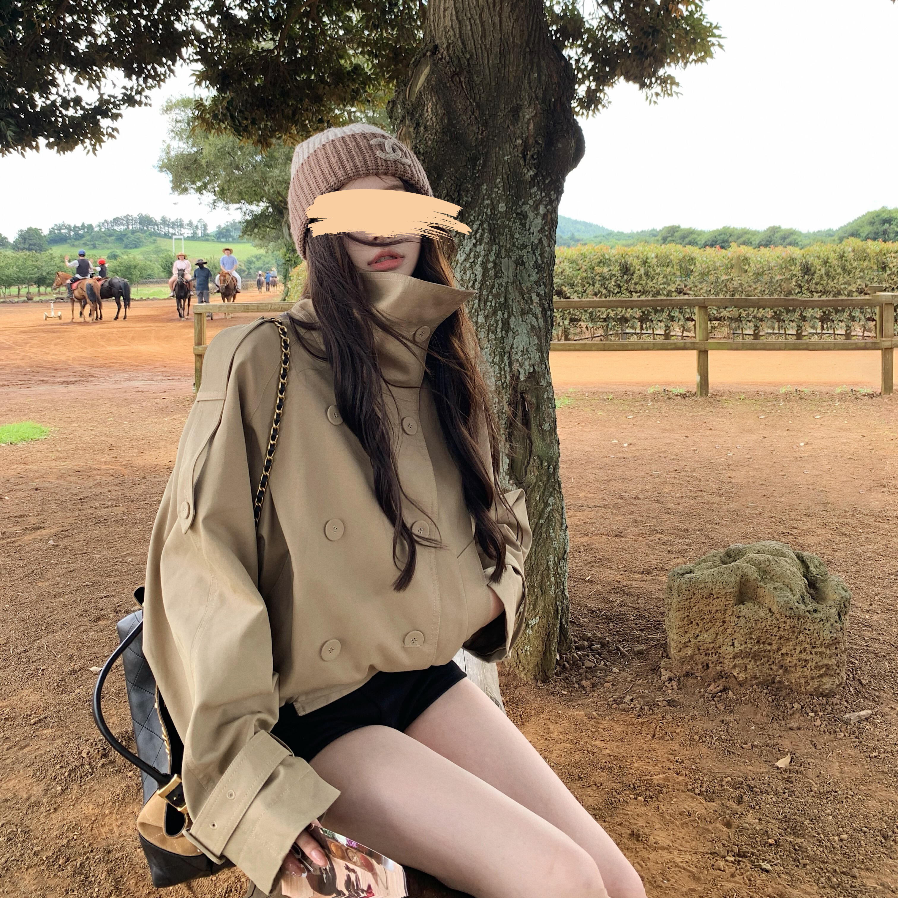 卡其色立领短款风衣女秋季2025新款小个子高级感双排扣英伦风外套