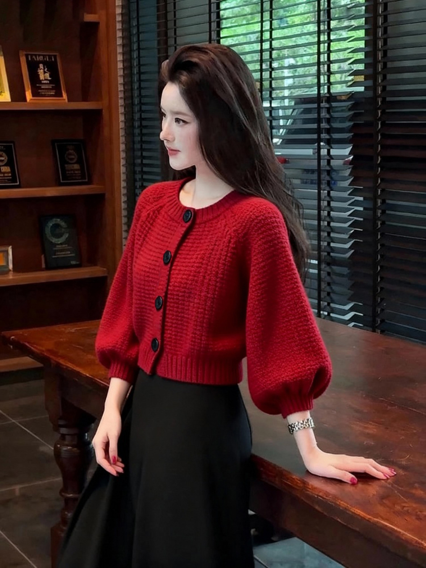 巨好看韩系氛围感气质独特设计感小众红色针织毛衣上衣女2025冬季