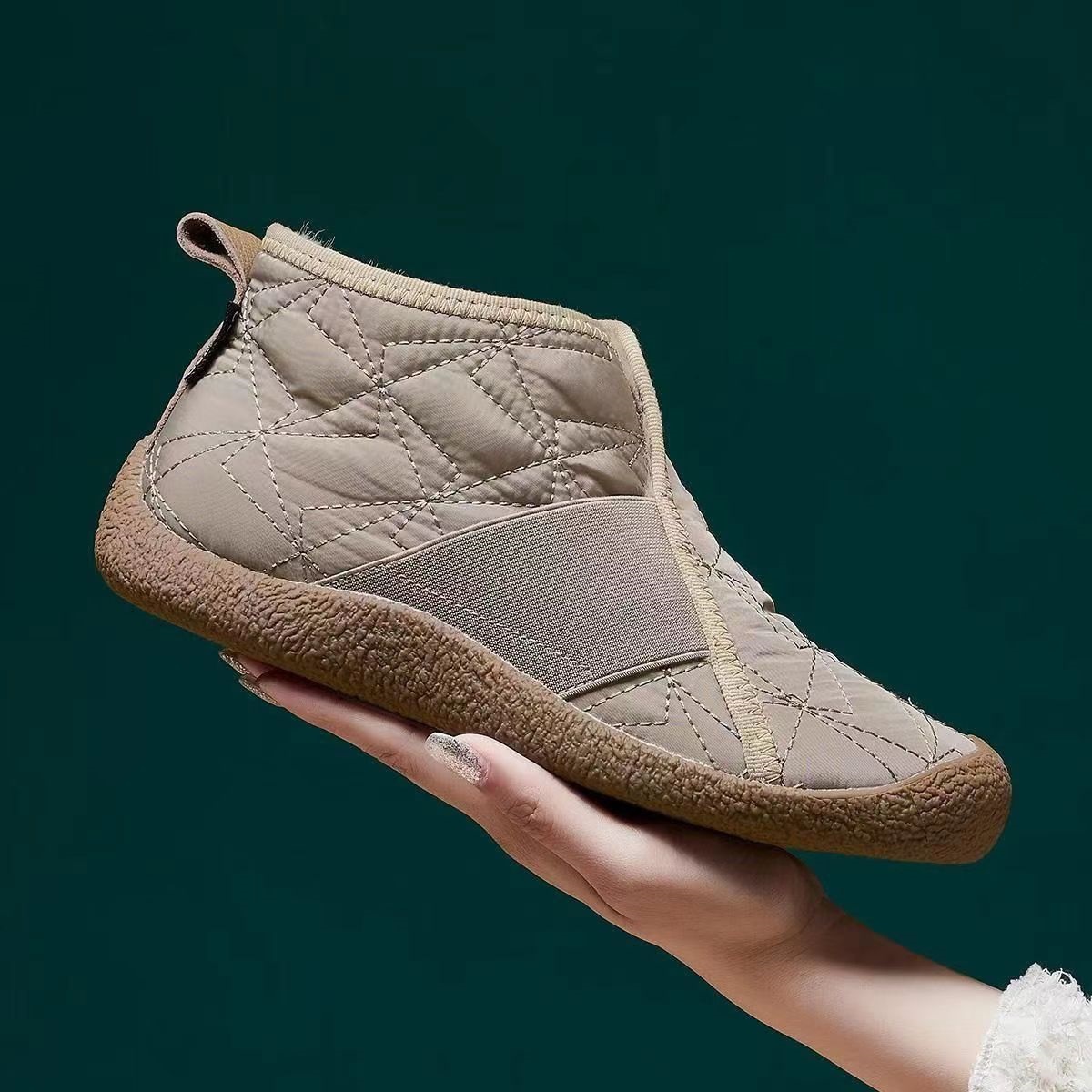 高帮棉鞋女防滑中老年女士女鞋冬季时尚雪地靴防寒保暖