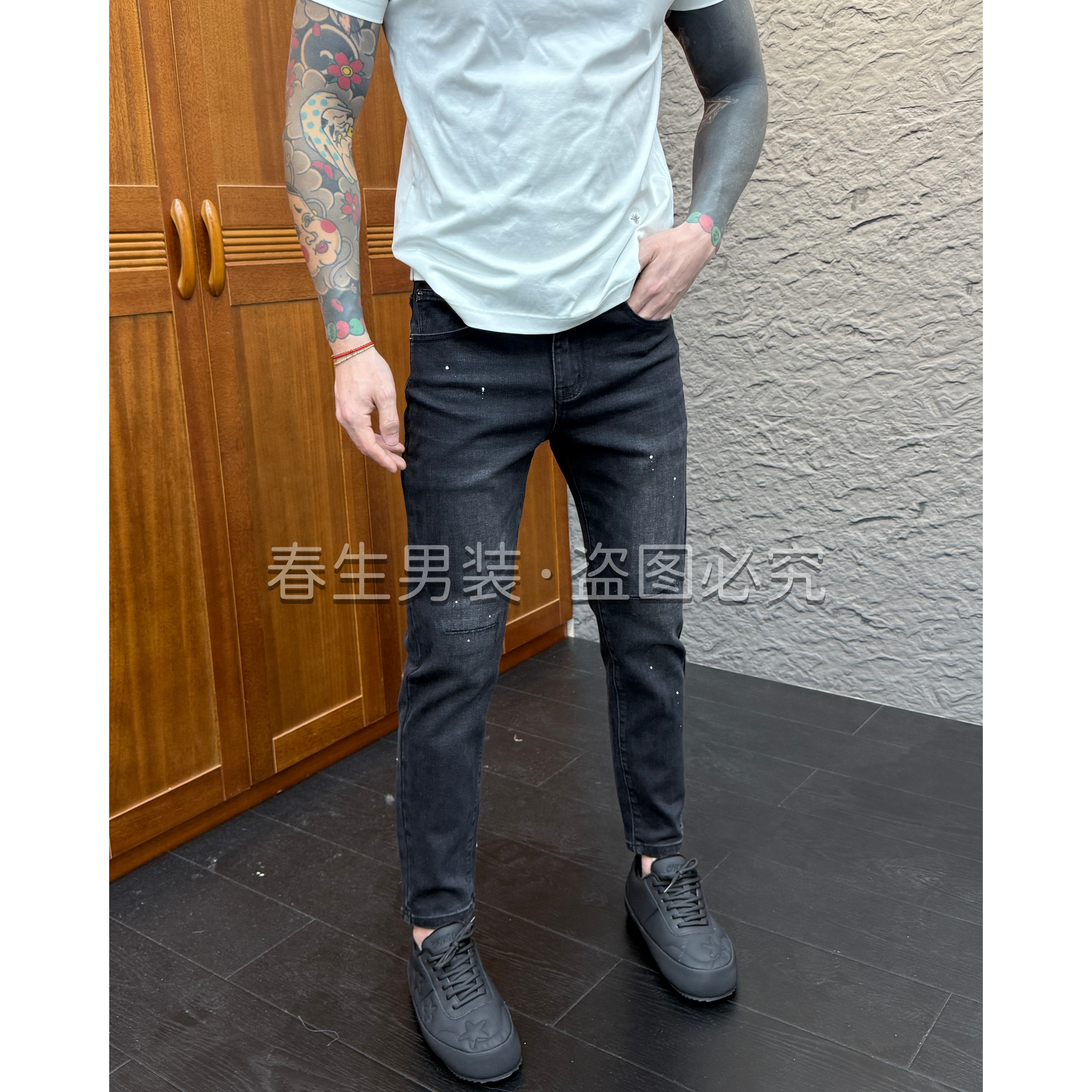 2025秋冬新品时尚百搭黑灰色刀割工艺男士修身小脚牛仔裤1621-9