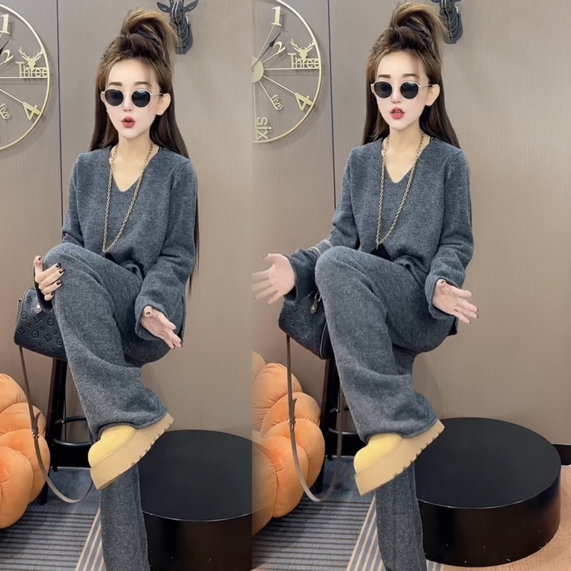 2025秋季新款时尚显瘦气质网红高档套装女高级百搭宽松大码两件套