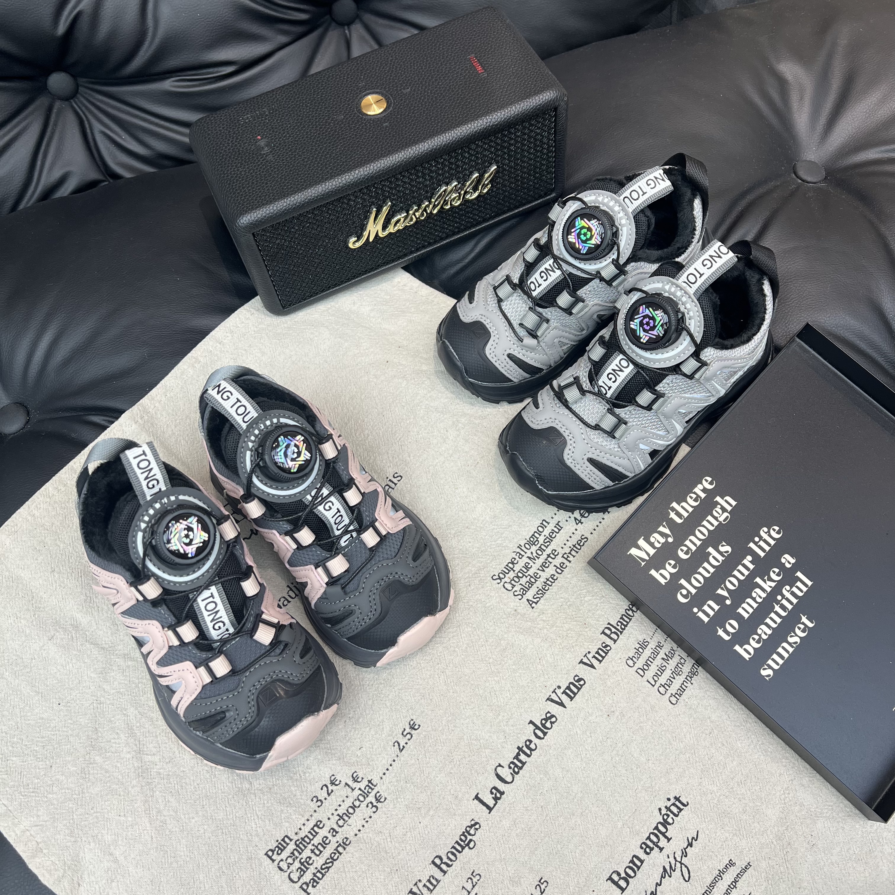 旋转扣儿童鞋2025冬季新款儿童运动鞋加绒男女童跑步鞋250383