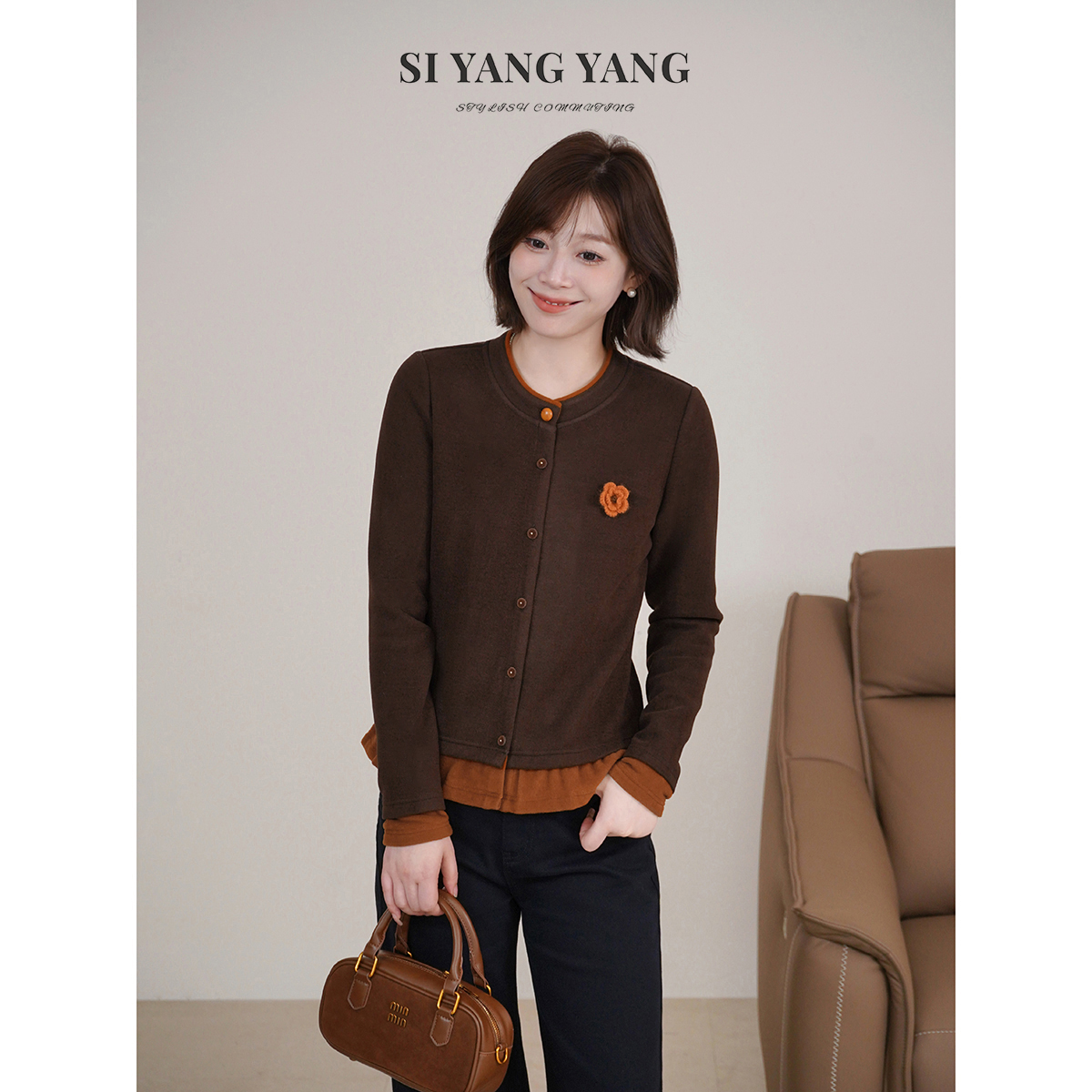 斯洋洋SIYANG混纺亲肤撞色下摆设计通勤减龄上衣SY510A002SYY