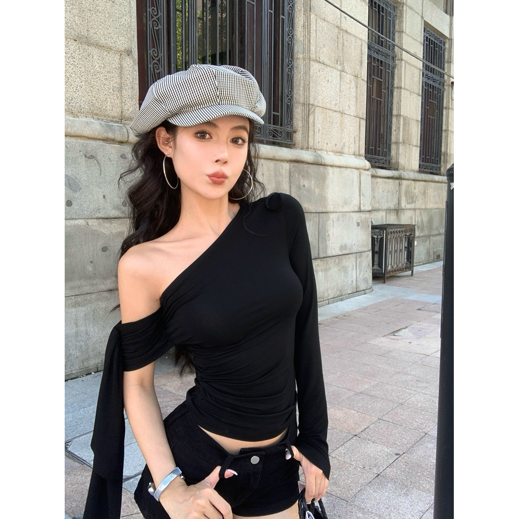 御姐辣妹不规则斜肩飘带上衣女秋季设计感修身露肩打底衫长袖T恤