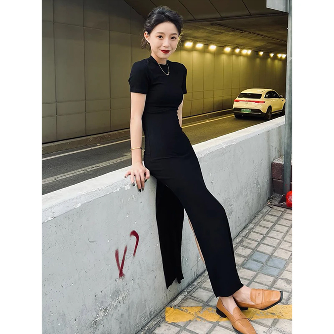 法式赫本风双开叉黑色连衣裙女2025春季新款修身显瘦紧身短袖长裙