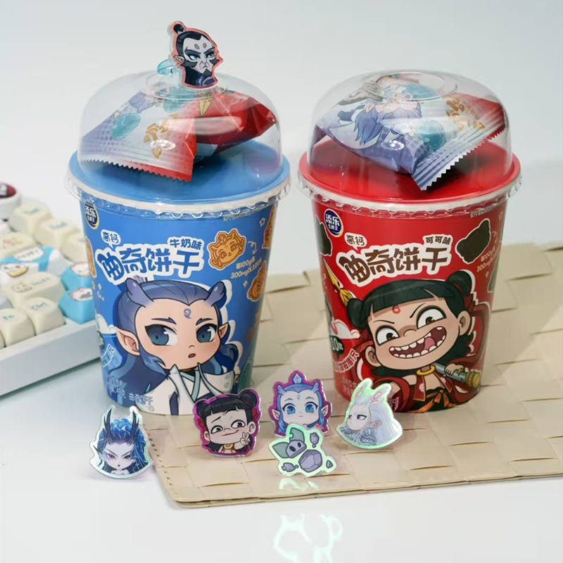 正品哪吒之魔童闹海联名高钙曲奇造型饼干盲抽亚克力戒指儿童玩具
