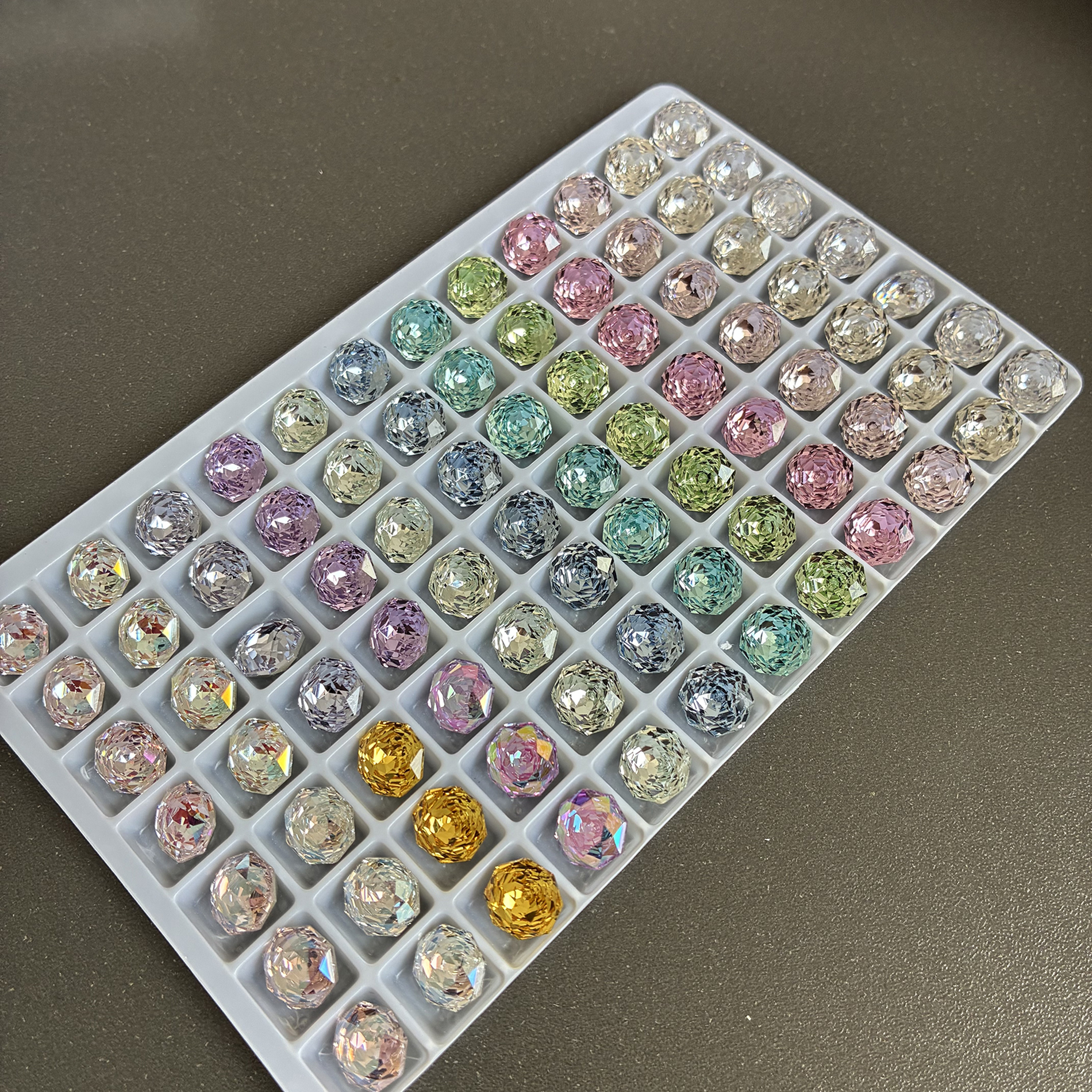 东洲超闪千玺玫瑰美甲钻 高品质彩色玫瑰切美甲饰品可耳钉DIY 8mm