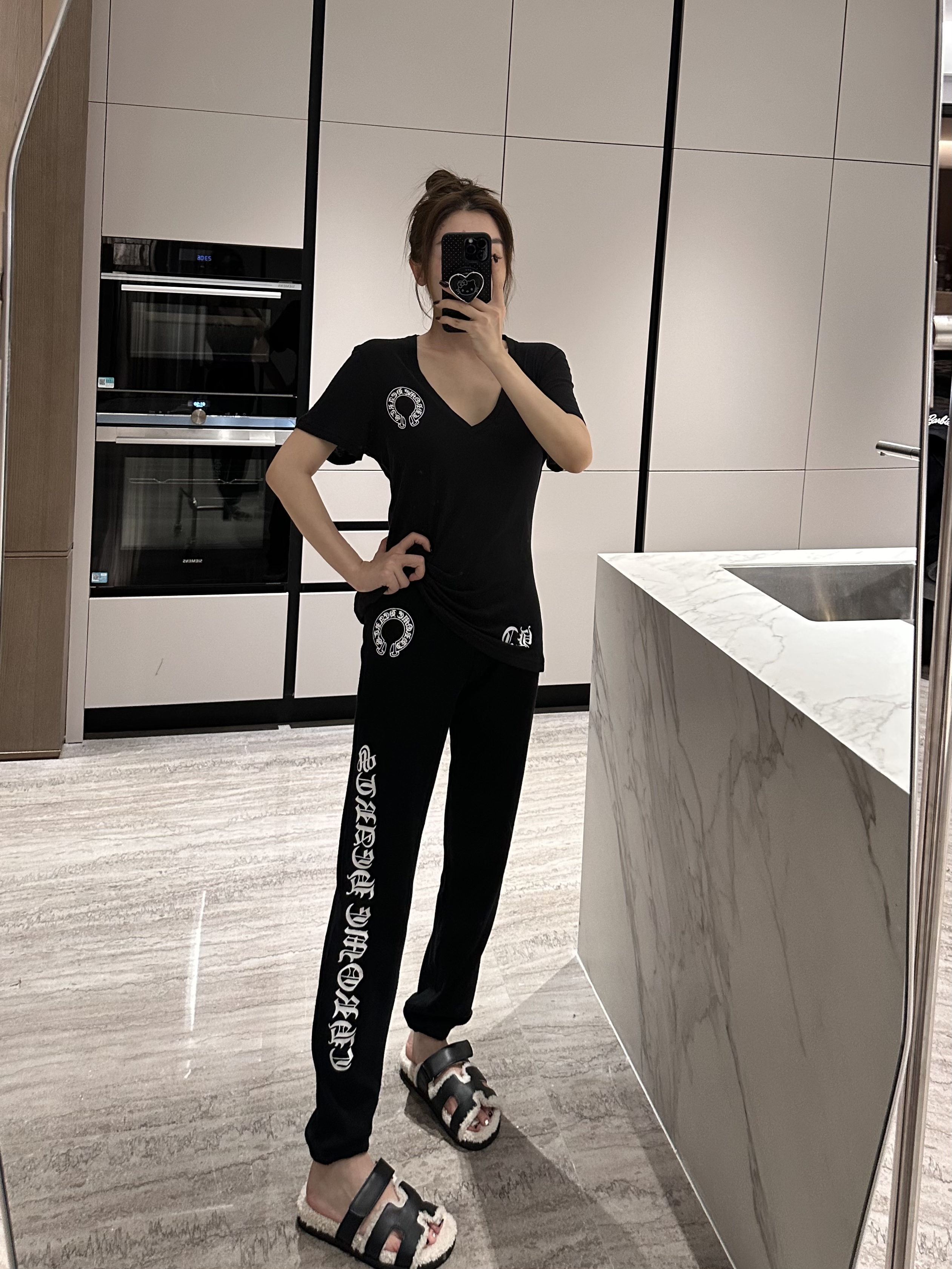 CH黑色原面料运动裤