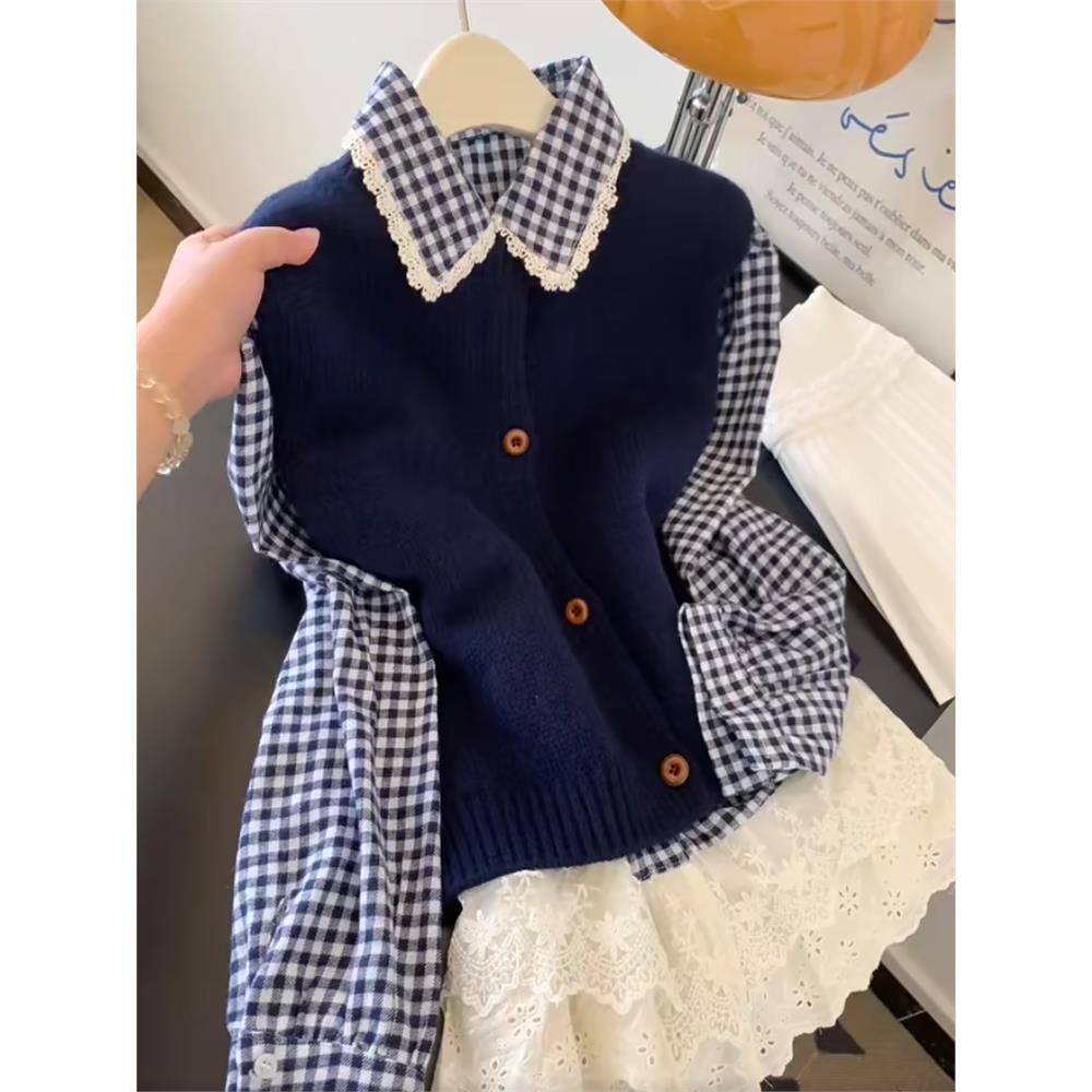 韩系复古格子拼接蕾丝花边气质衬衣女秋冬时尚叠穿针织马甲两件套