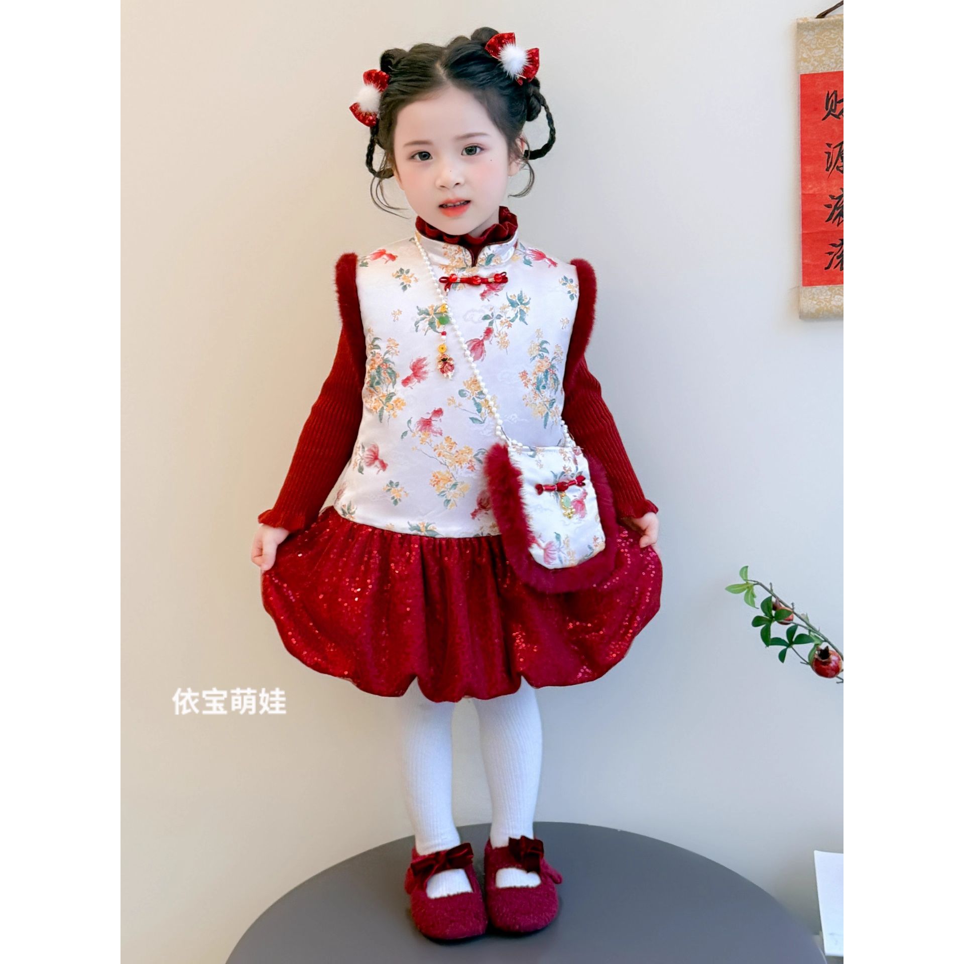 女童汉服连衣裙冬季2025新款女宝宝国风旗袍裙宝宝保暖冬装拜年服