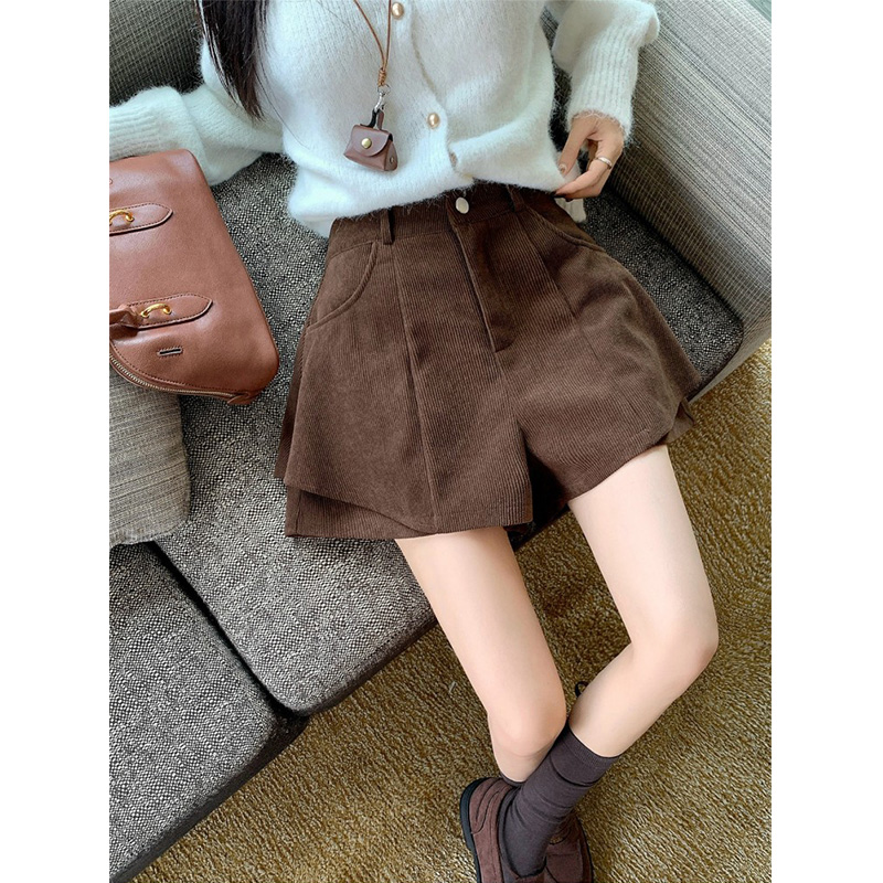 复古灯芯绒裙裤女秋冬大码不规则设计感高腰百搭条绒A字阔腿短裤