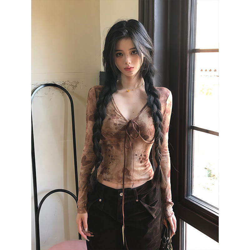 辣妹性感高级感晕染V领系带长袖T恤女秋季新款修身显瘦网纱短上衣