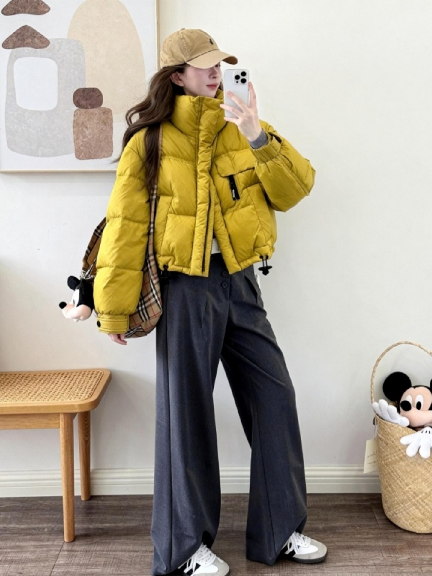 黄色短款羽绒服女款冬季面包服棉服独特漂亮棉袄巨好看的冬装外套