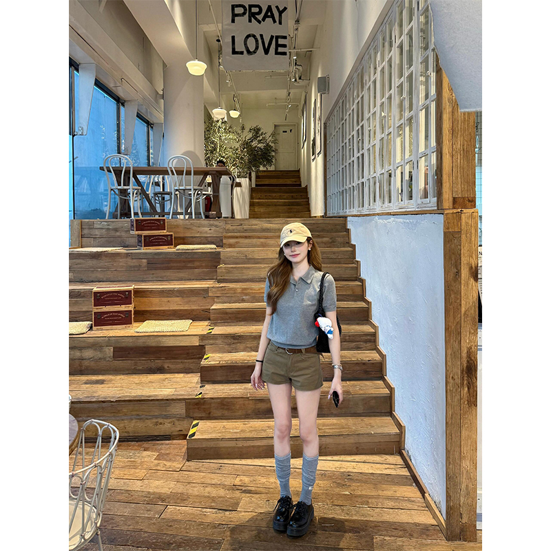 2025新款女士夏季复古polo领短袖针织衫翻领休闲正肩上衣高腰短裤