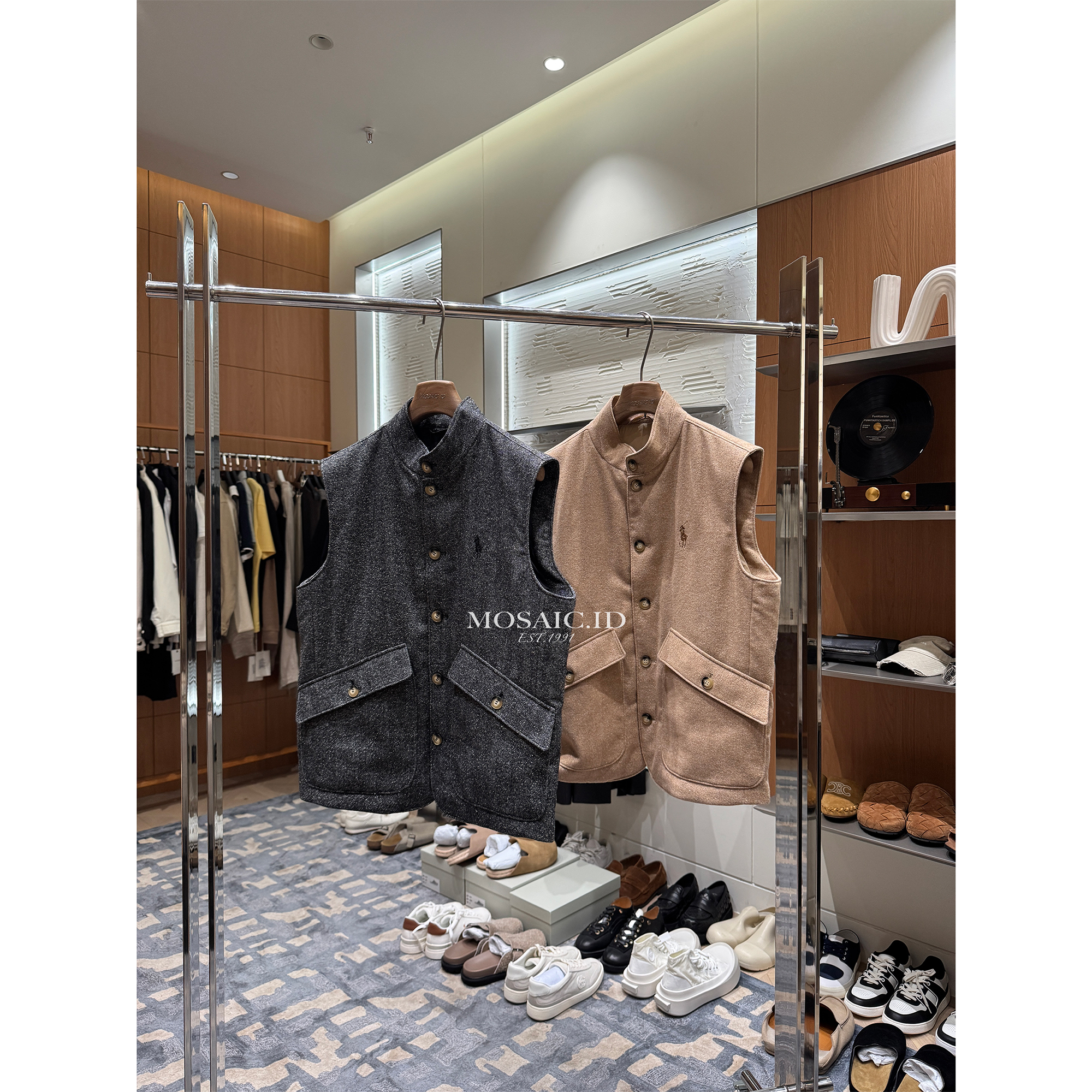 MOSAICID｜时尚简约百搭小马标羊毛混纺面料 保暖羽绒马甲男