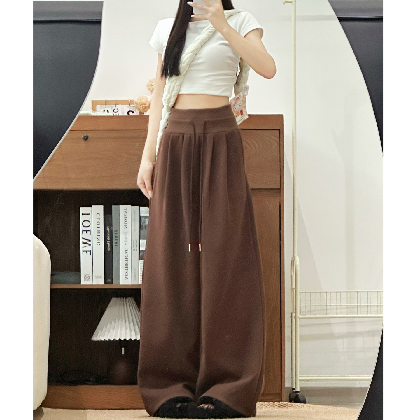 美式休闲阔腿裤女秋季2025新款高腰垂感小个子直筒咖色运动裤卫裤