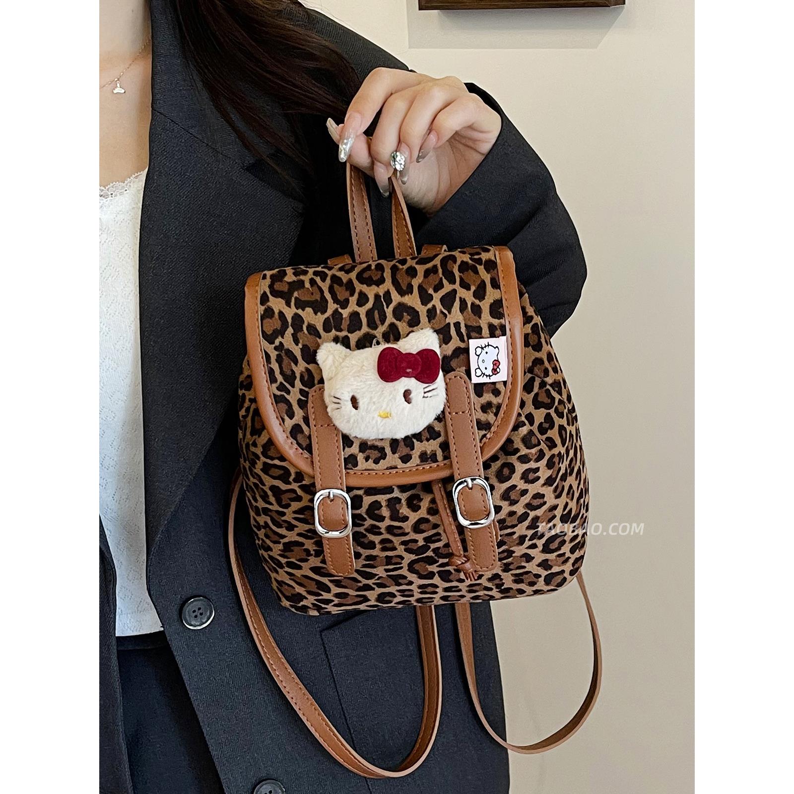 超火小众豹纹女式双肩包2025新款通勤百搭后背包精致迷你旅行书包