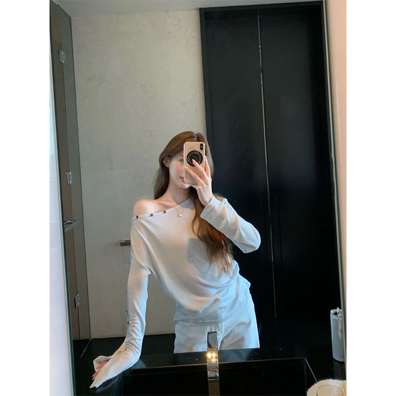 2025秋冬韩系设计感小众露肩休闲百搭上衣高腰直筒垂感阔腿裤套装