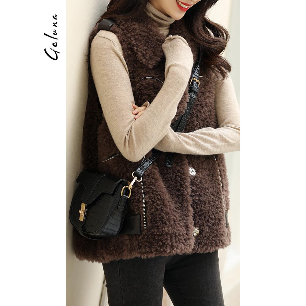 人造皮草 鲨鱼步羊剪绒外套女短款马甲皮草大衣年冬季新款时尚羔