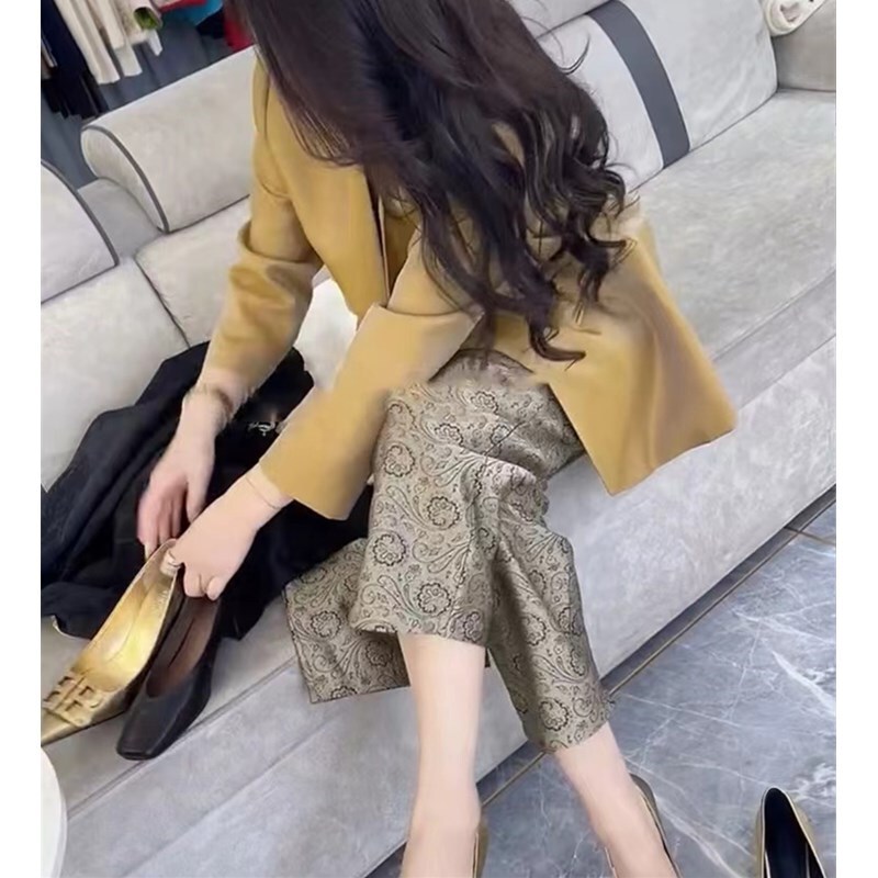 2496大爱美依缘2025春夏新款高级感洋气西装外套印花阔腿裤时尚女