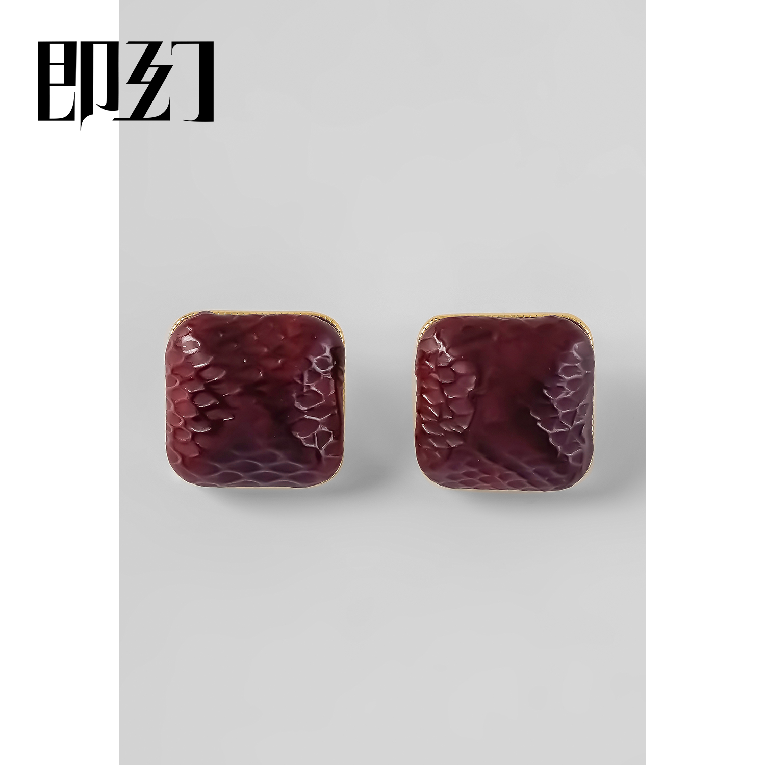 铜合金皮质耳饰 桑提娜欧美蟒纹皮革方形轻奢安克拉红耳钉 J-6914