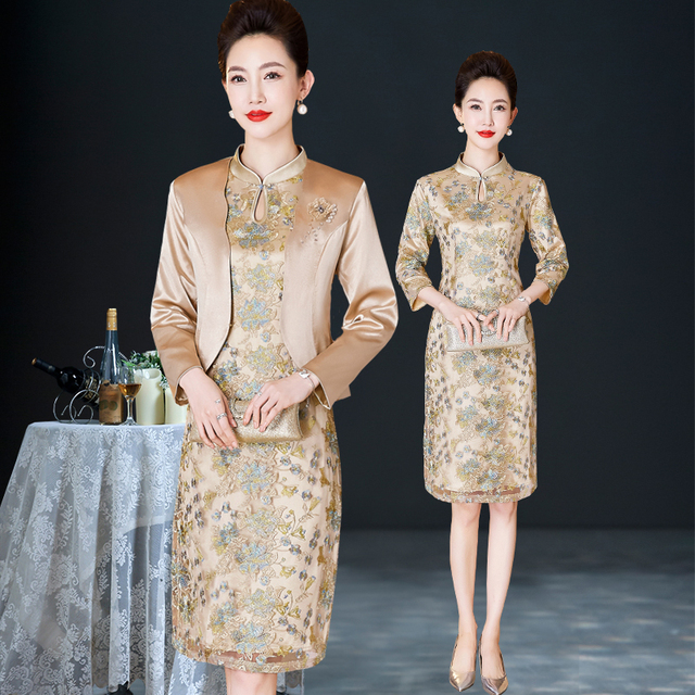 2025秋中年时尚旗袍套装裙香槟色新中式婚礼妈妈礼服两件套连衣裙
