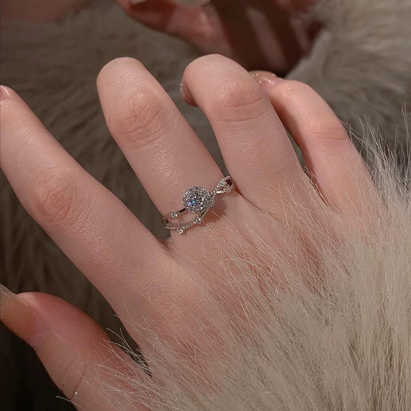 925银莫桑戒指轻奢气质闪耀星河莫桑钻戒指女