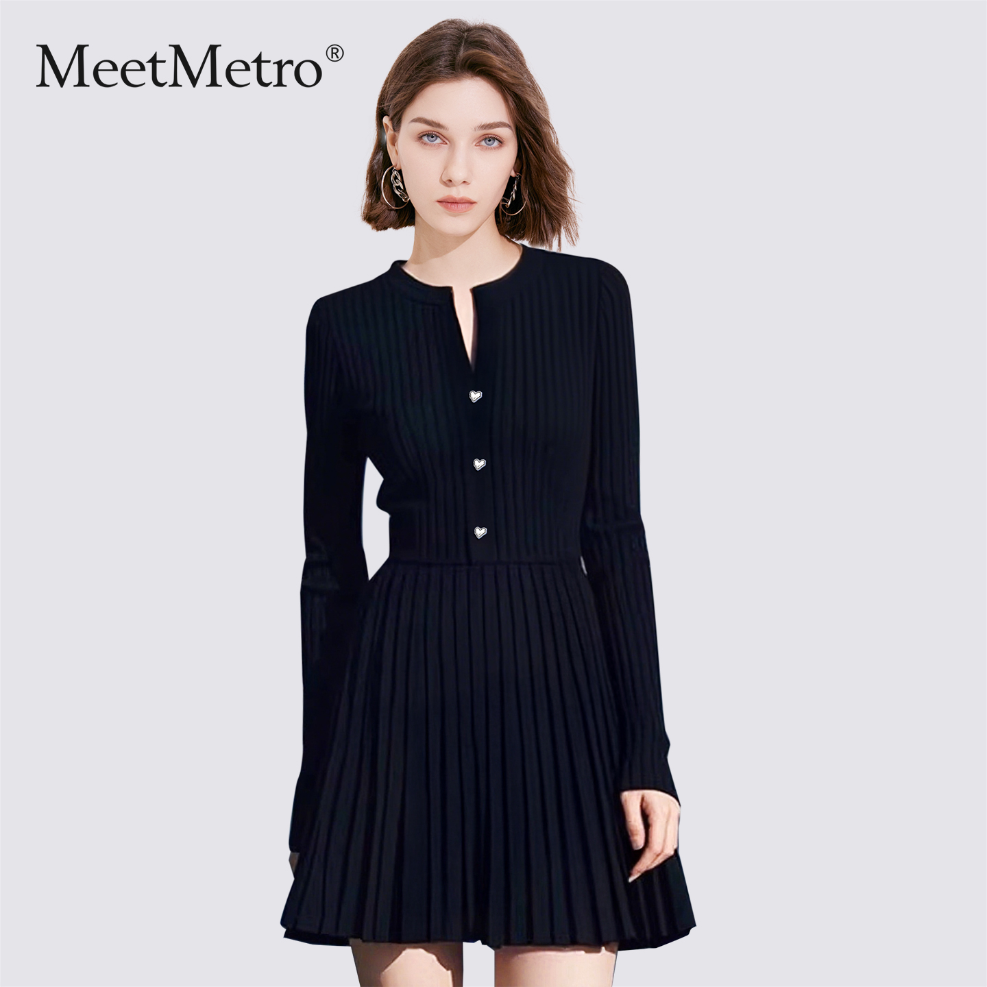 MeetMetro玛依尔法式针织连衣裙女2025秋新款气质收腰显瘦A字裙