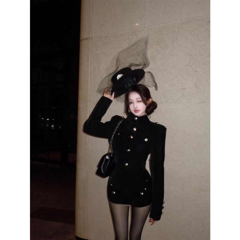 性感气质御姐飒酷简约外套上衣秋季新款高腰显瘦短裤女装两件套潮