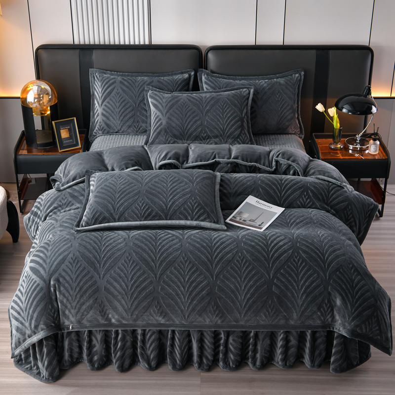 轻奢风冬季A类雕花牛奶绒花边床盖四件套双面加厚双面绒保暖床品