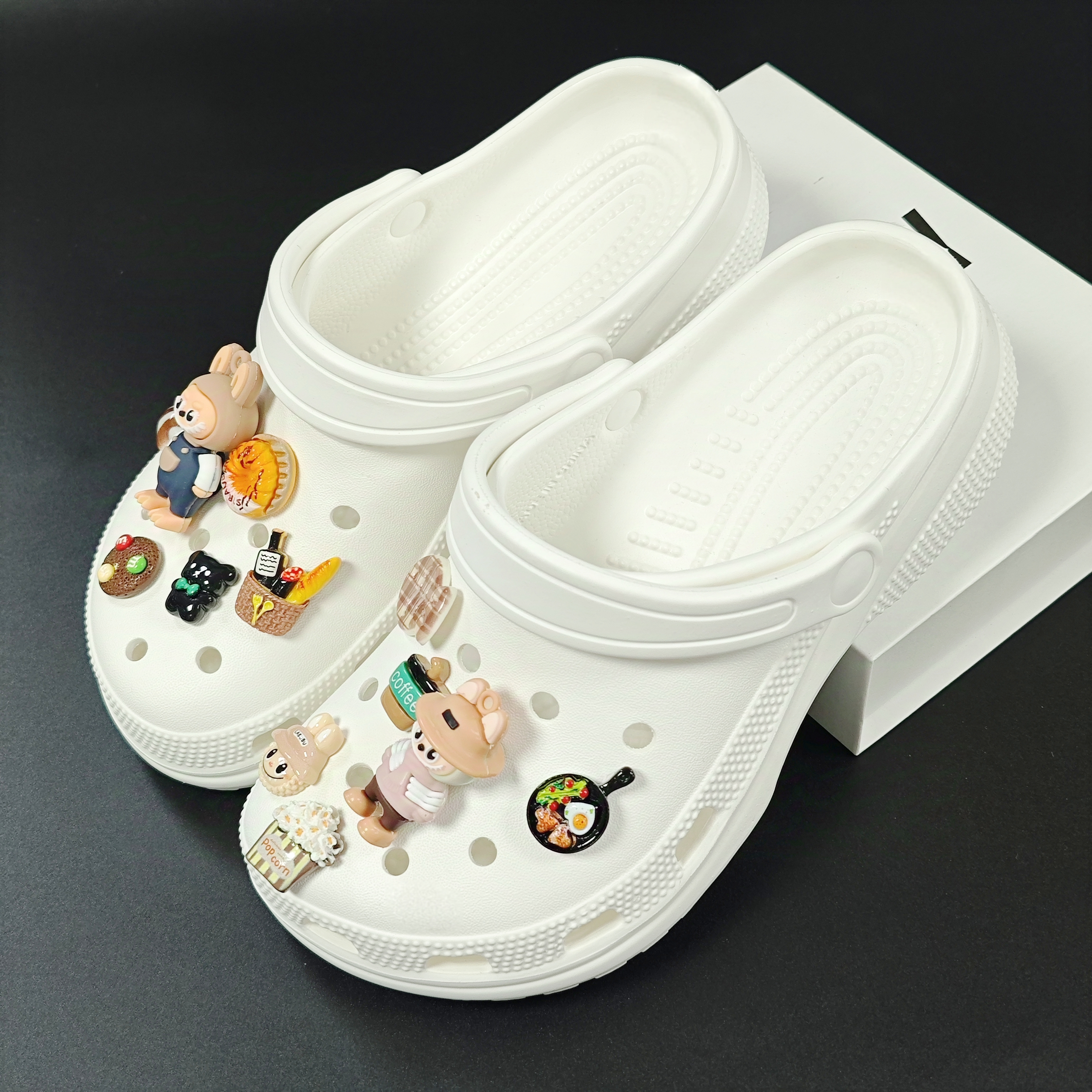 明星卡家洞洞鞋女夏季时尚外穿百搭包头拖防滑耐磨居家情侣拖鞋