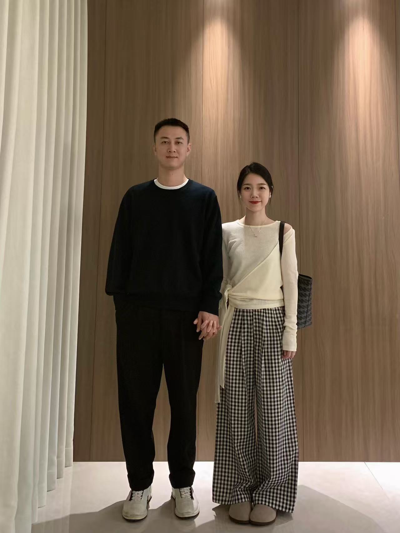 2025秋季新款韩系绑带设计假两件针织罩衫百搭格子休闲裤两件套