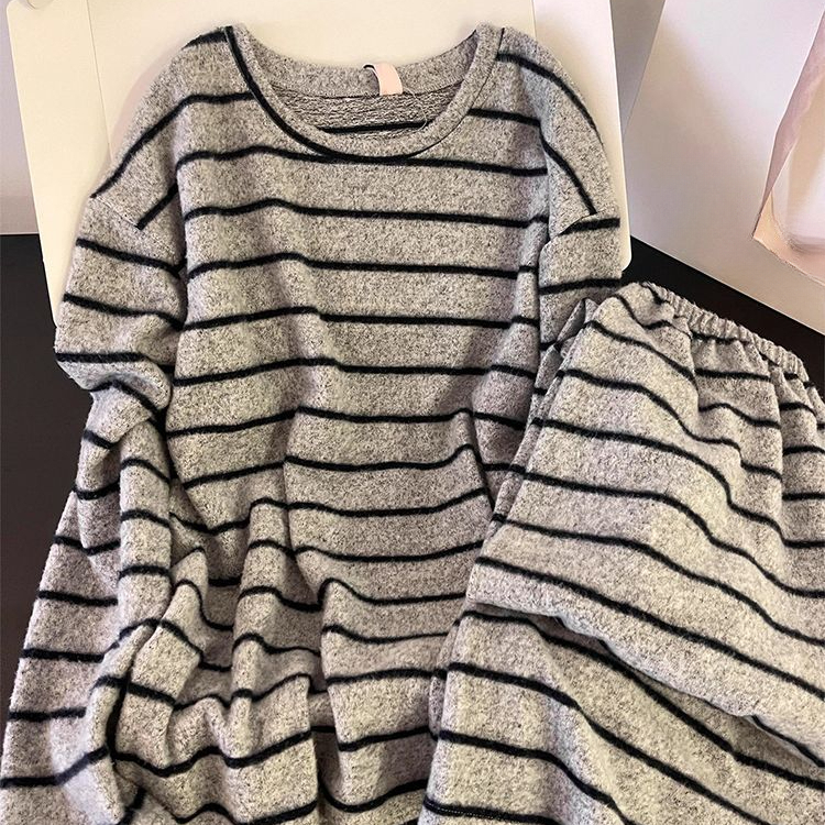 圆领黑灰条纹德绒加绒加厚睡衣秋冬季女爆款2025新款长袖裤家居服