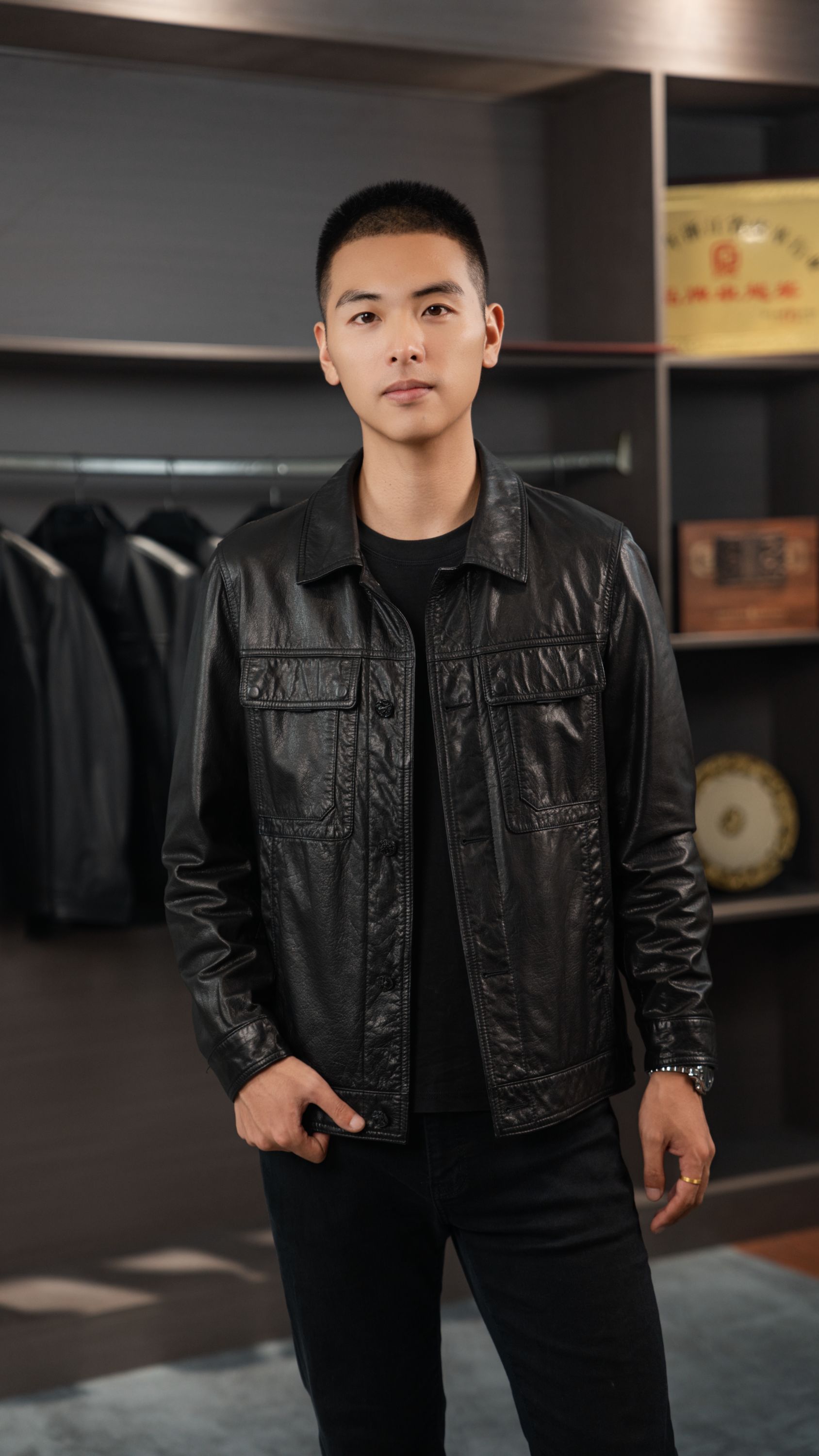 【真仕漫】亮面男青年常规复古帅气油蜡牛皮衣春秋帅气男式9901