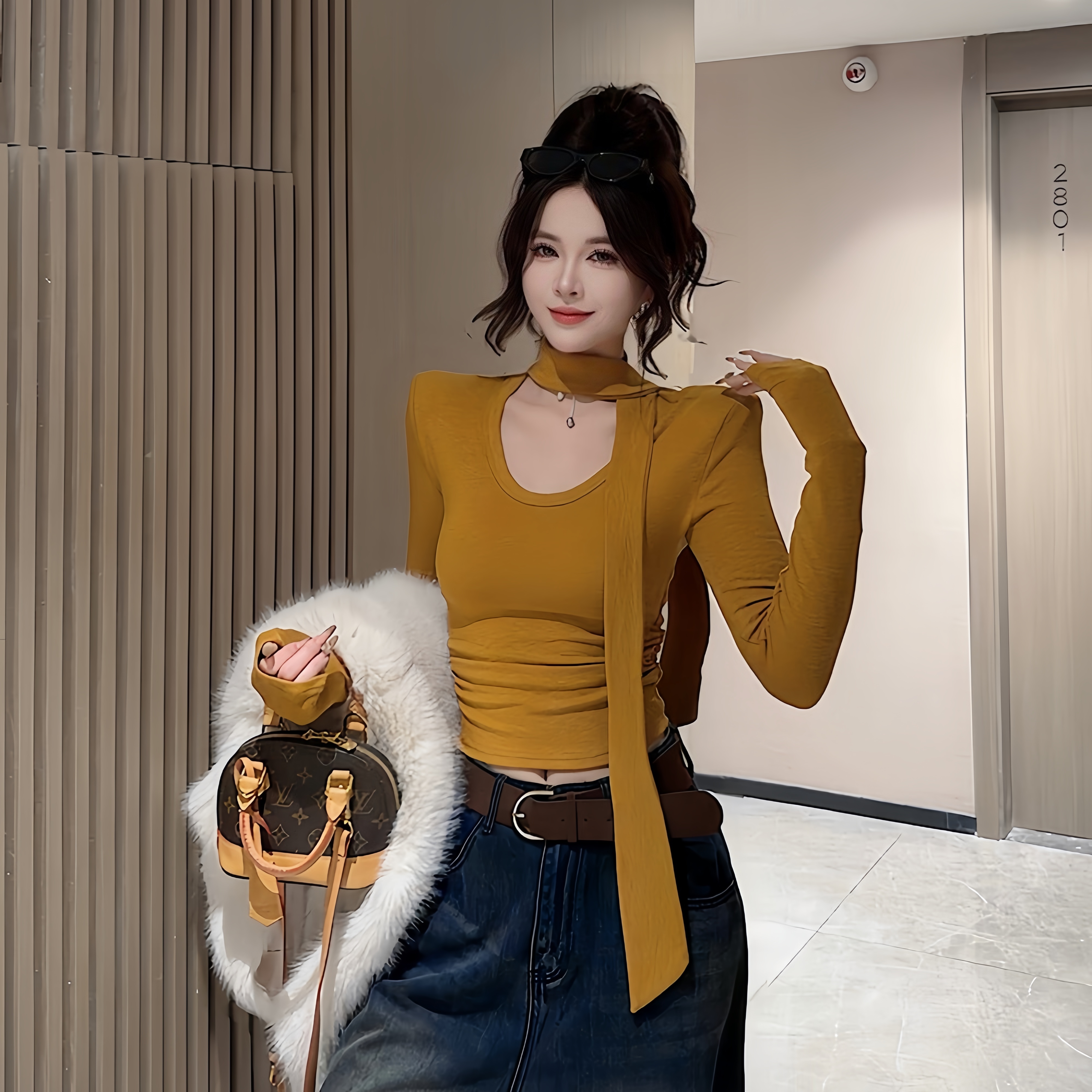 德绒韩式新款小众设计感飘带U领长袖T恤女早秋修身打底衫百搭上衣