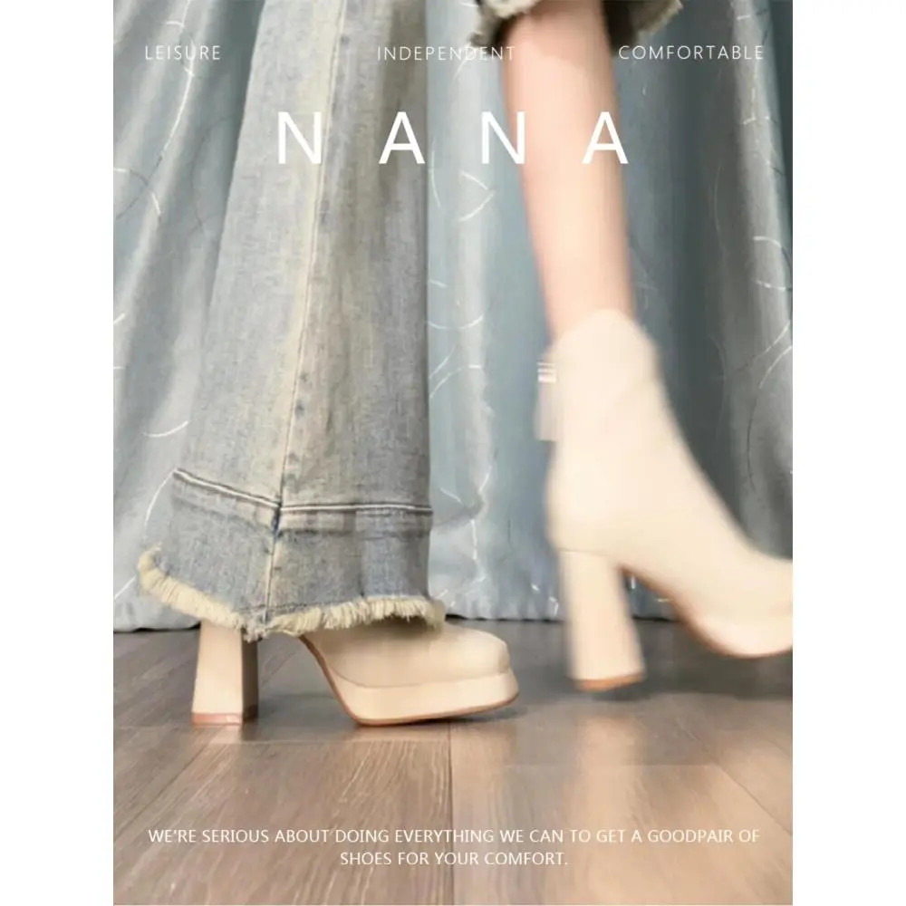 白色瘦瘦靴女9CM粗跟2025年马丁靴防水台百搭配大衣高跟短靴女鞋