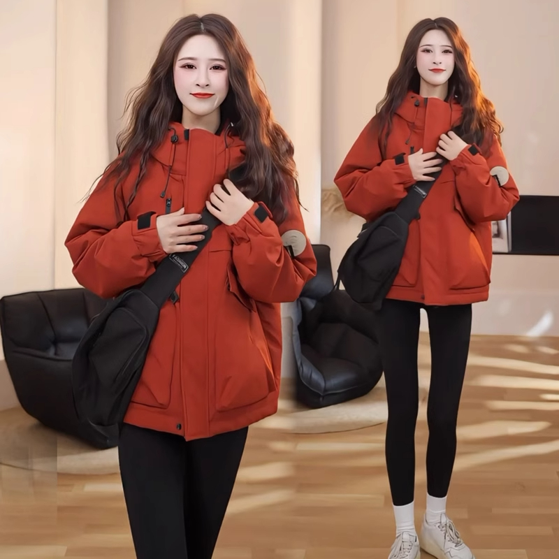 时尚短款派克羽绒服女2025冬季新款时髦洋气减龄小个子冲锋衣外套