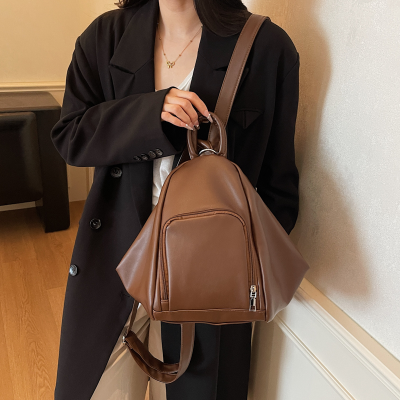 2025新款大容量多用包女士简约时尚休闲单肩包斜挎包饺子包复古包