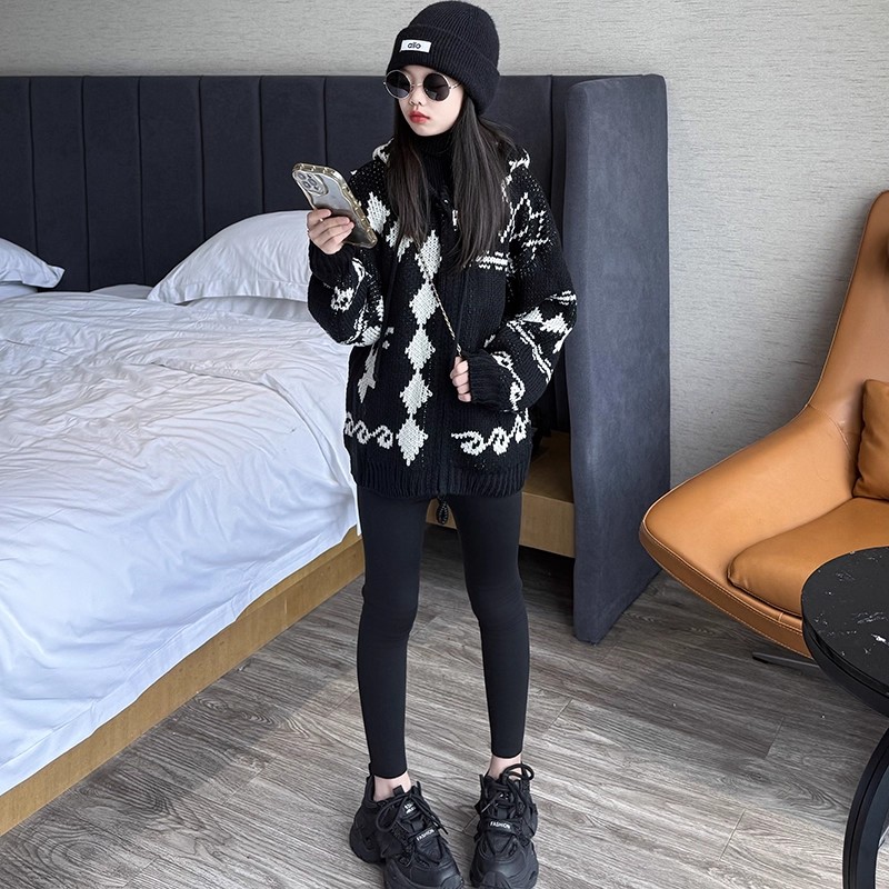 女童慵懒风时髦酷飒连帽毛衣开衫2025新款大儿童加厚秋冬装潮上衣