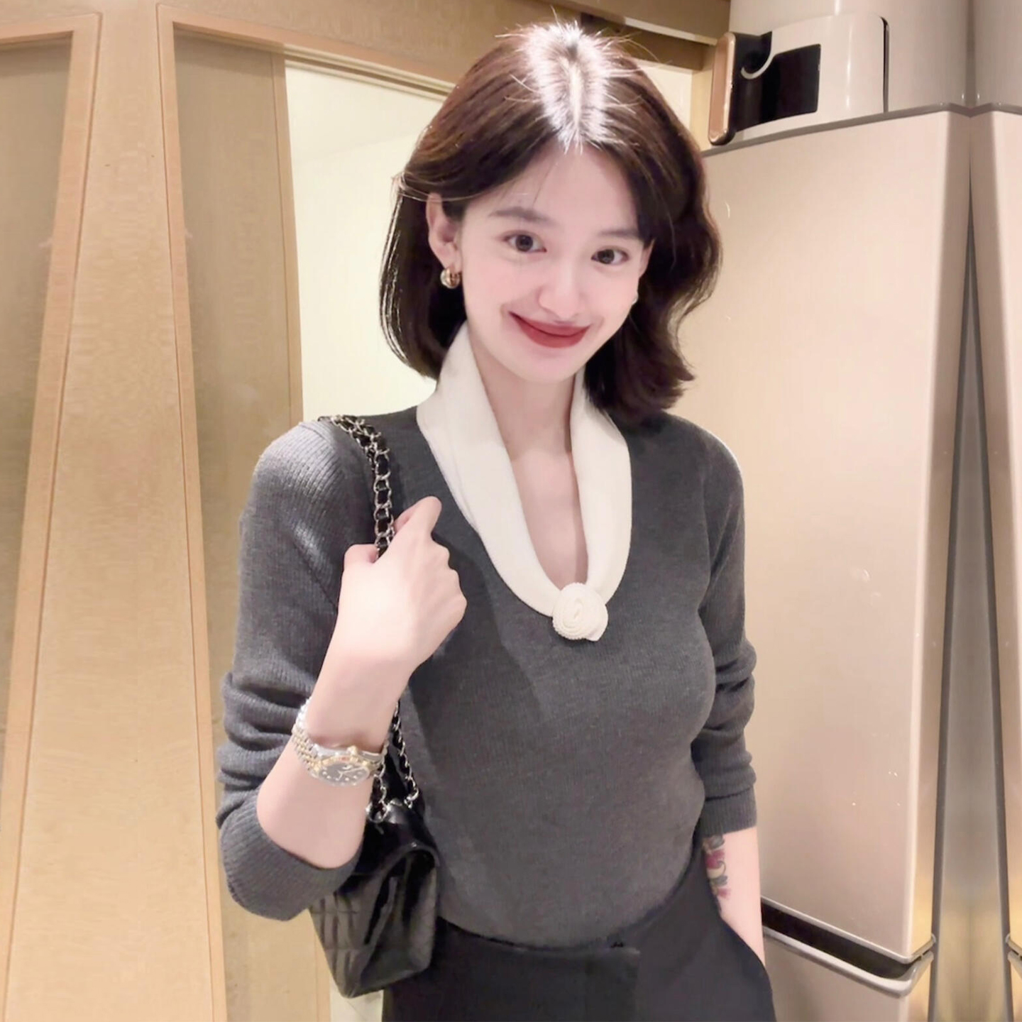 法式V领修身拼色针织衫女2025新款时尚韩版气质百搭显瘦上衣G9-57