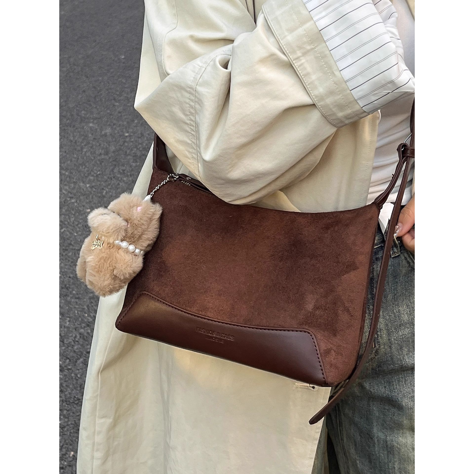 韩系百搭麂皮绒腋下包女2025新款秋冬时尚复古质感通勤单肩斜挎包