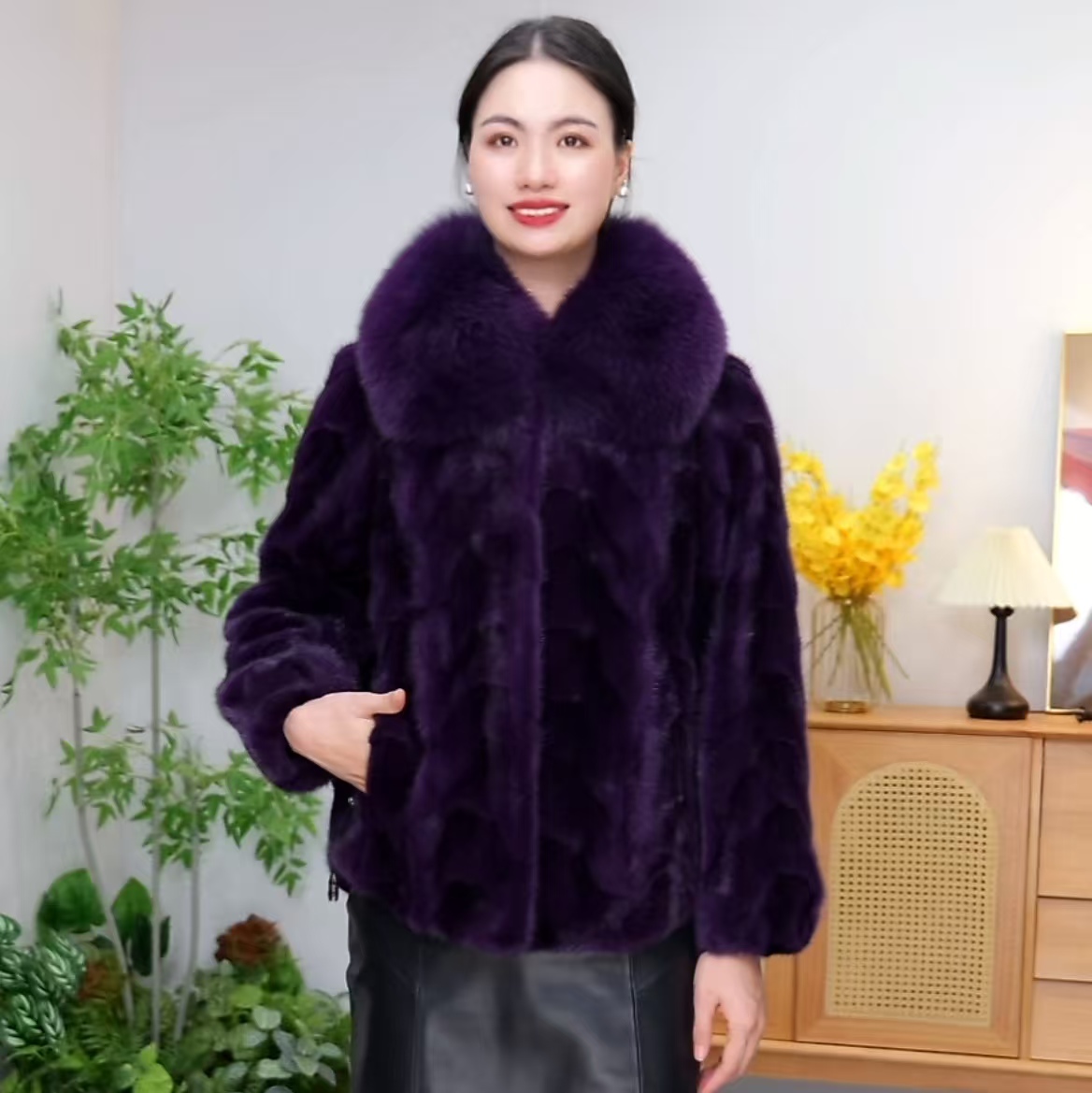 貂皮大衣女短款狐狸毛领进口水貂时尚新款皮草外套冬