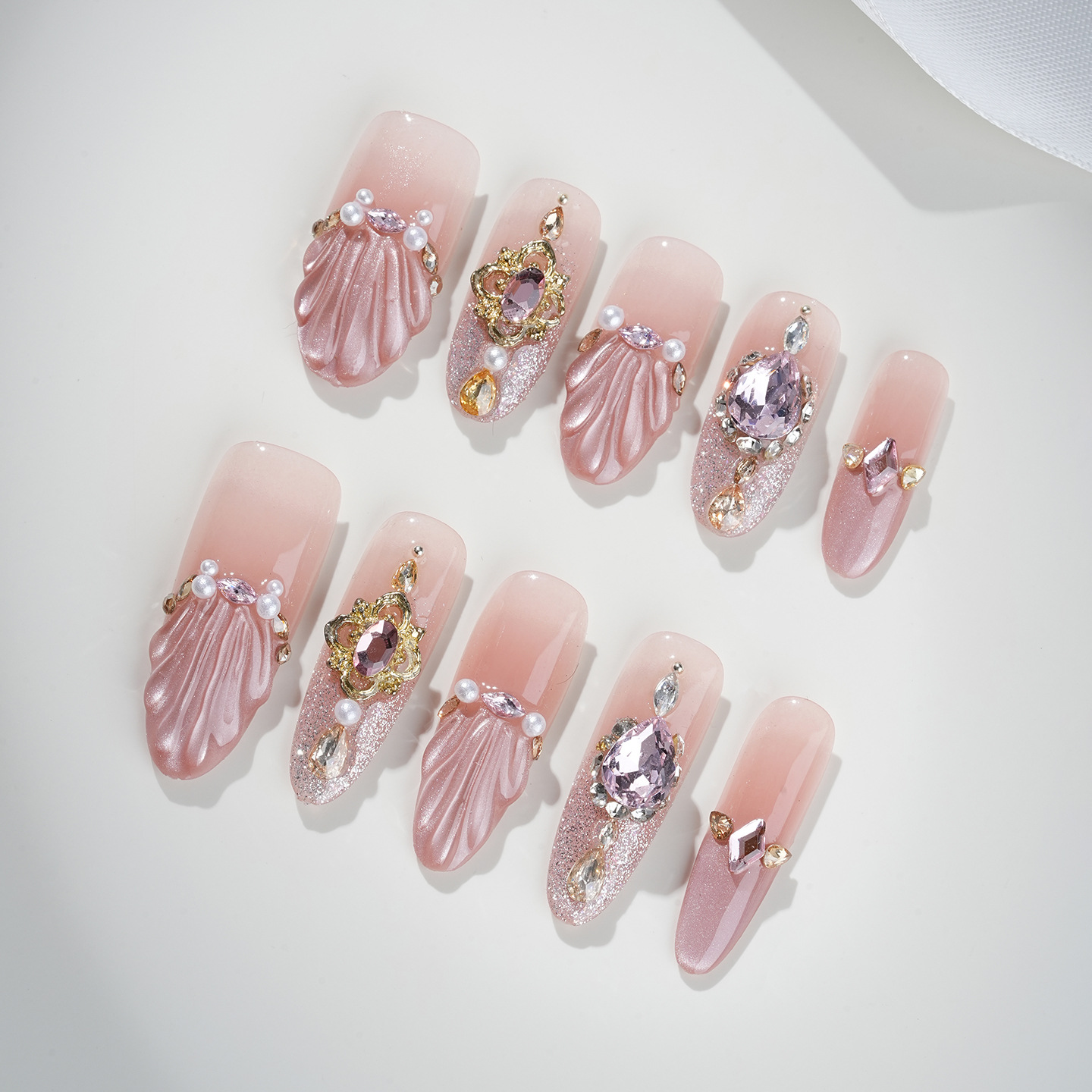 卓诗美 气质爆闪纯手工穿戴甲 轻奢法式人鱼高级猫眼显白美甲贴片