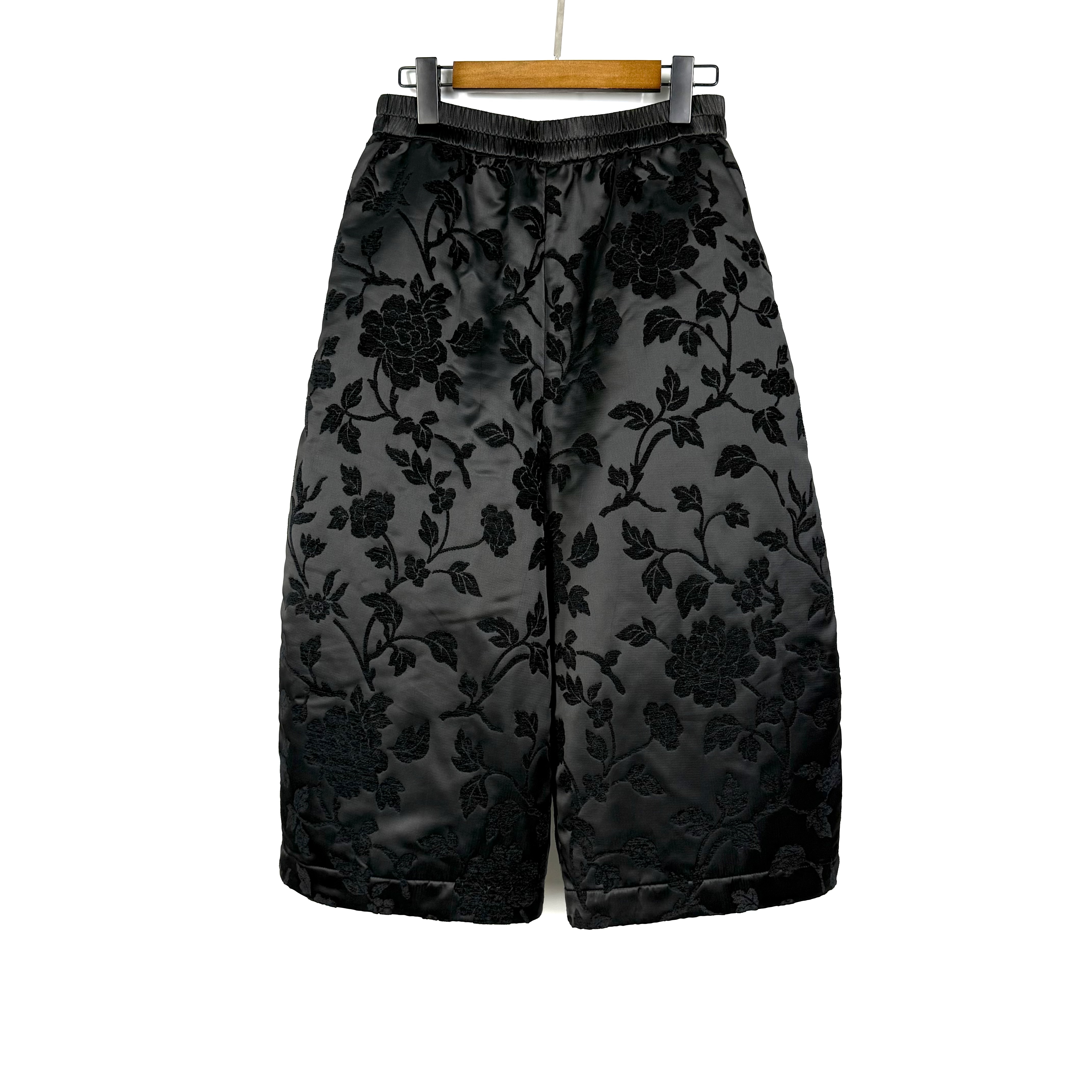 朱总服饰3631新款不加棉时尚花苞裤