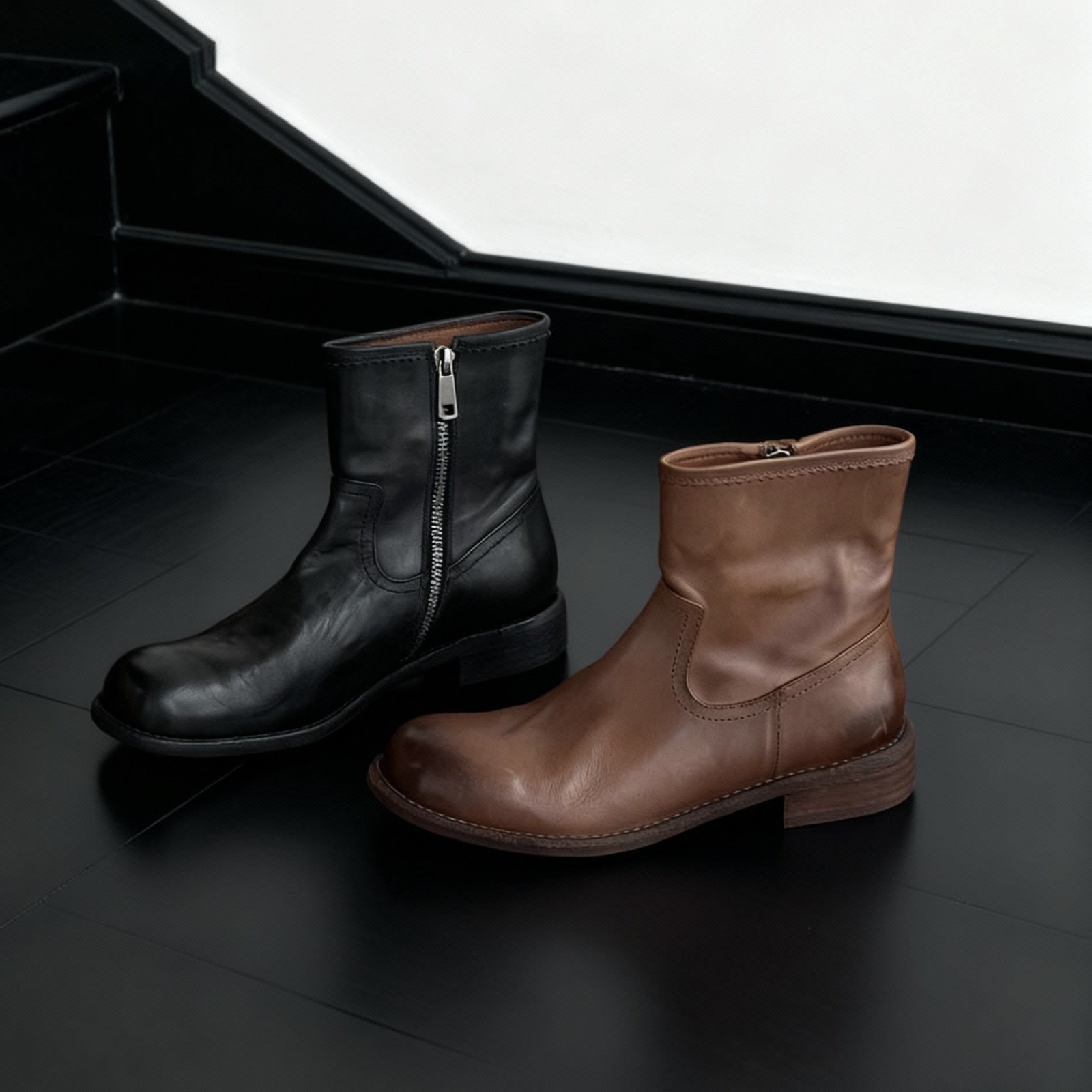 HUSSLOVE 水洗马皮·跟高3CM·复古英伦风圆头简约百搭侧拉链短靴