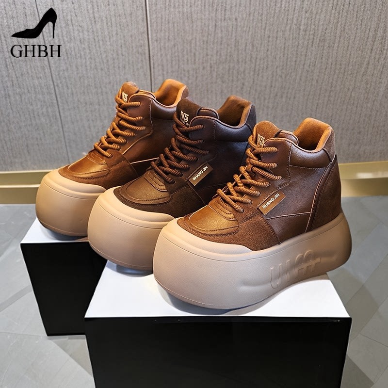 增高小个子厚底高帮鞋女新款超轻软底松糕运动鞋女面包风