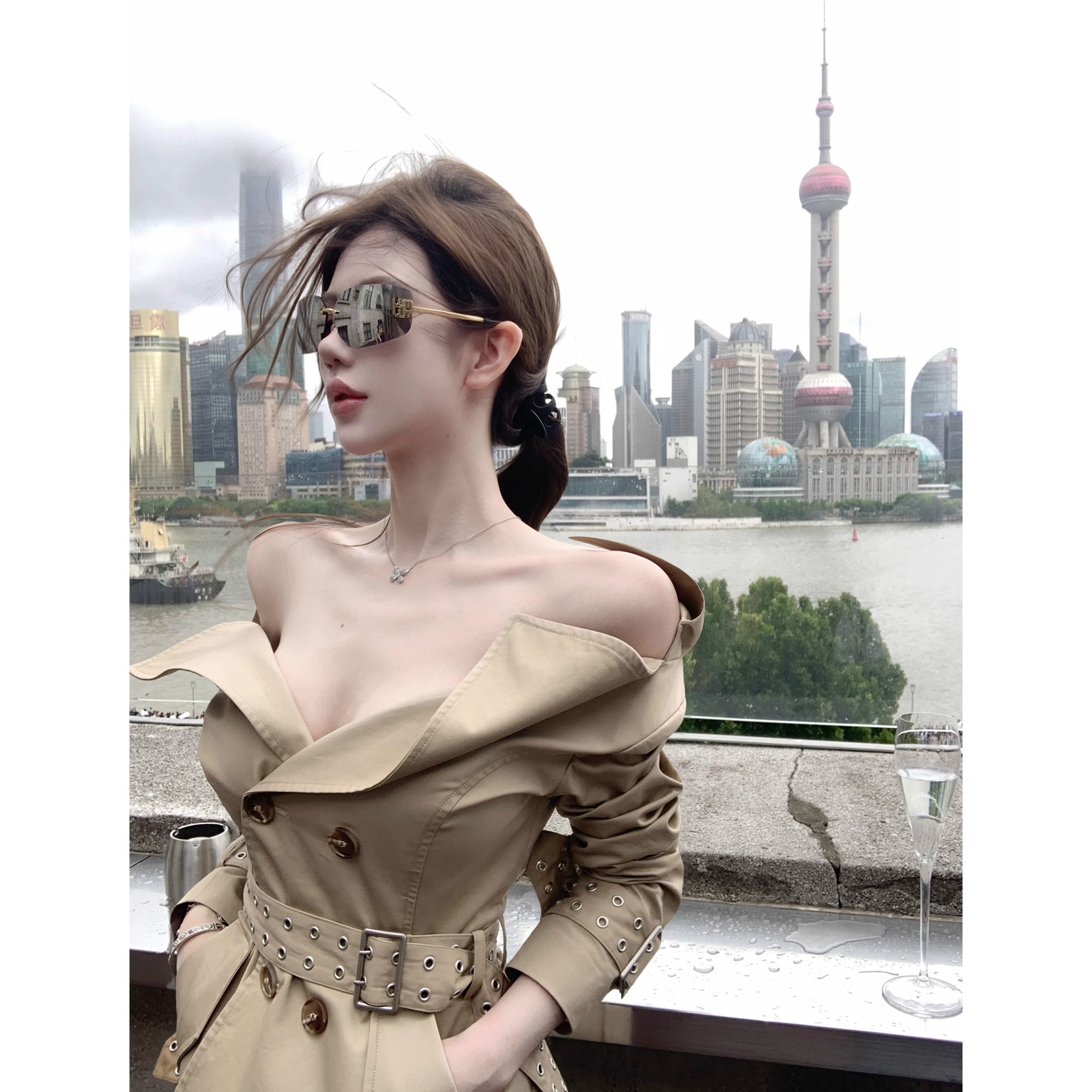kubiliv经济上行复古大翻领收腰双排扣小个子短款风衣外套2060