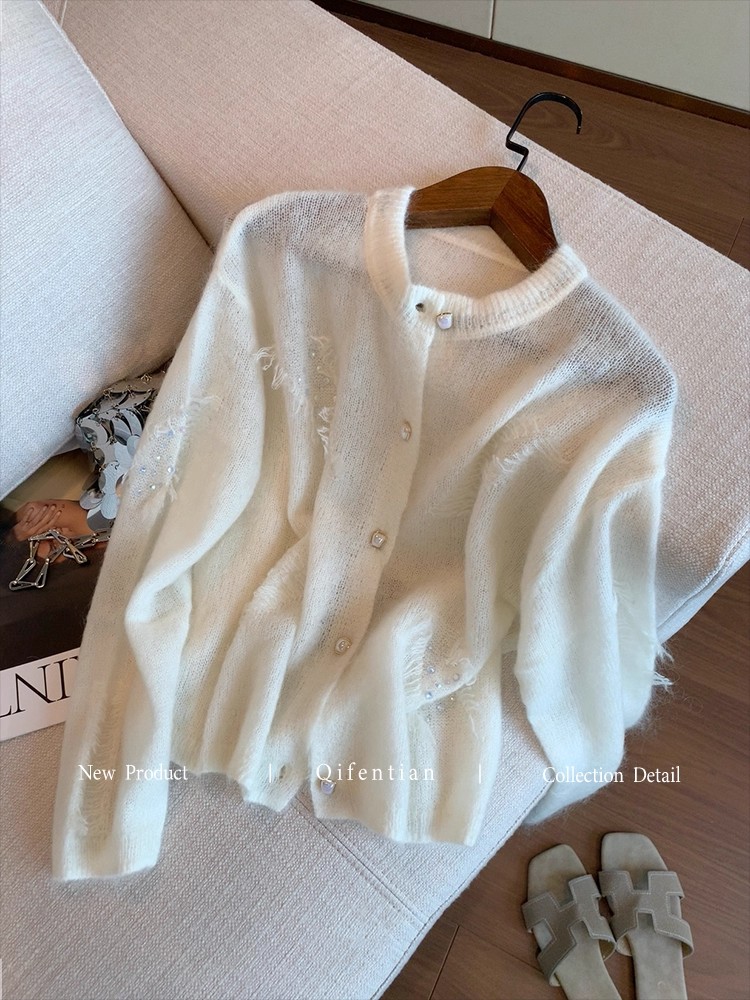白色钉珠马海毛毛衣外套女装秋季气质慵懒风软糯温柔宽松针织开衫