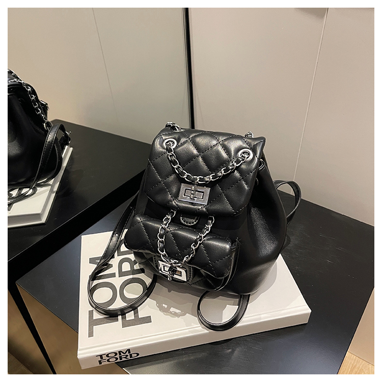 慵懒风松弛感纯色复古风抽带耐磨双肩包百搭休闲双肩背韩版网红