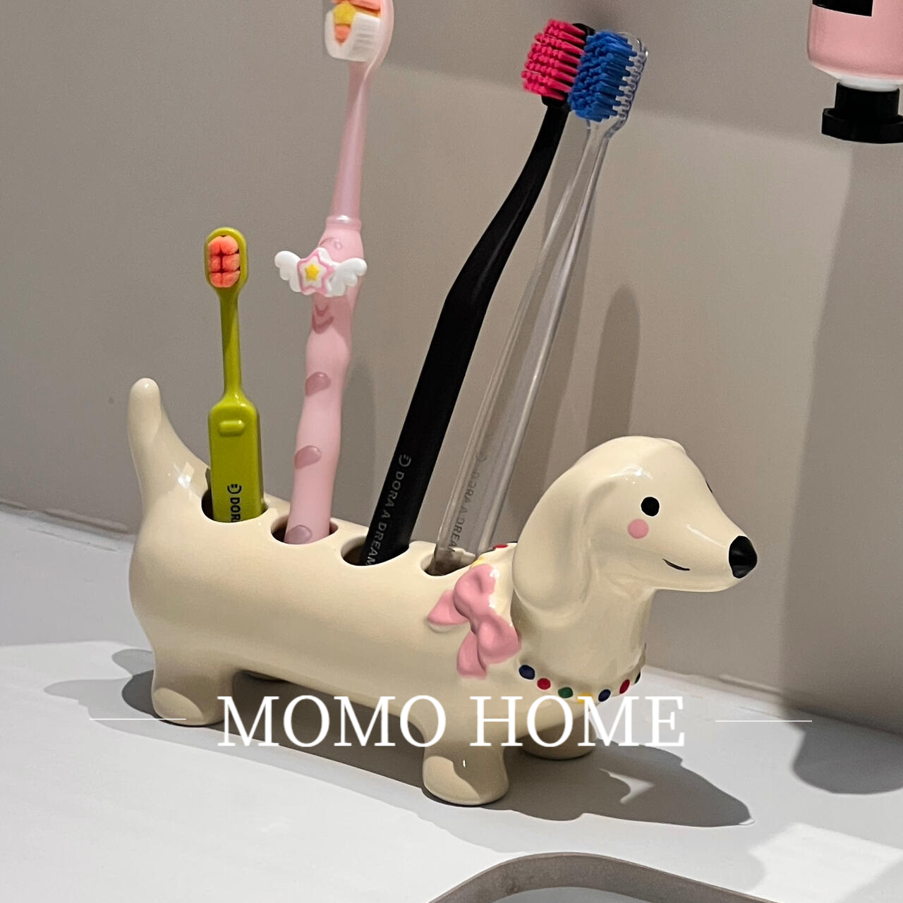 MOMO卡通腊肠狗牙刷架家用卫生间牙刷置物架手动牙刷收纳架子牙